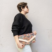 The Sonati clutch is back! Inspired by traditional Persian patterns, this clutch is timeless, and beautifully handcrafted. Shop at our store in downtown Athens or online, link in bio. 

#athensgreece #youempowerme #ethicalfashion  #onlinestore #shopathens #shoplocal #smallbusiness #handmade #producthighlight #slowfashion� #persian